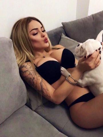 Варвара Стриптизёрша